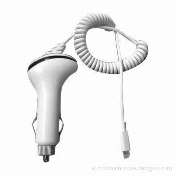 Lightning 8-pin Car Charger with Retractable Cable for iPhone, iPad and iPod